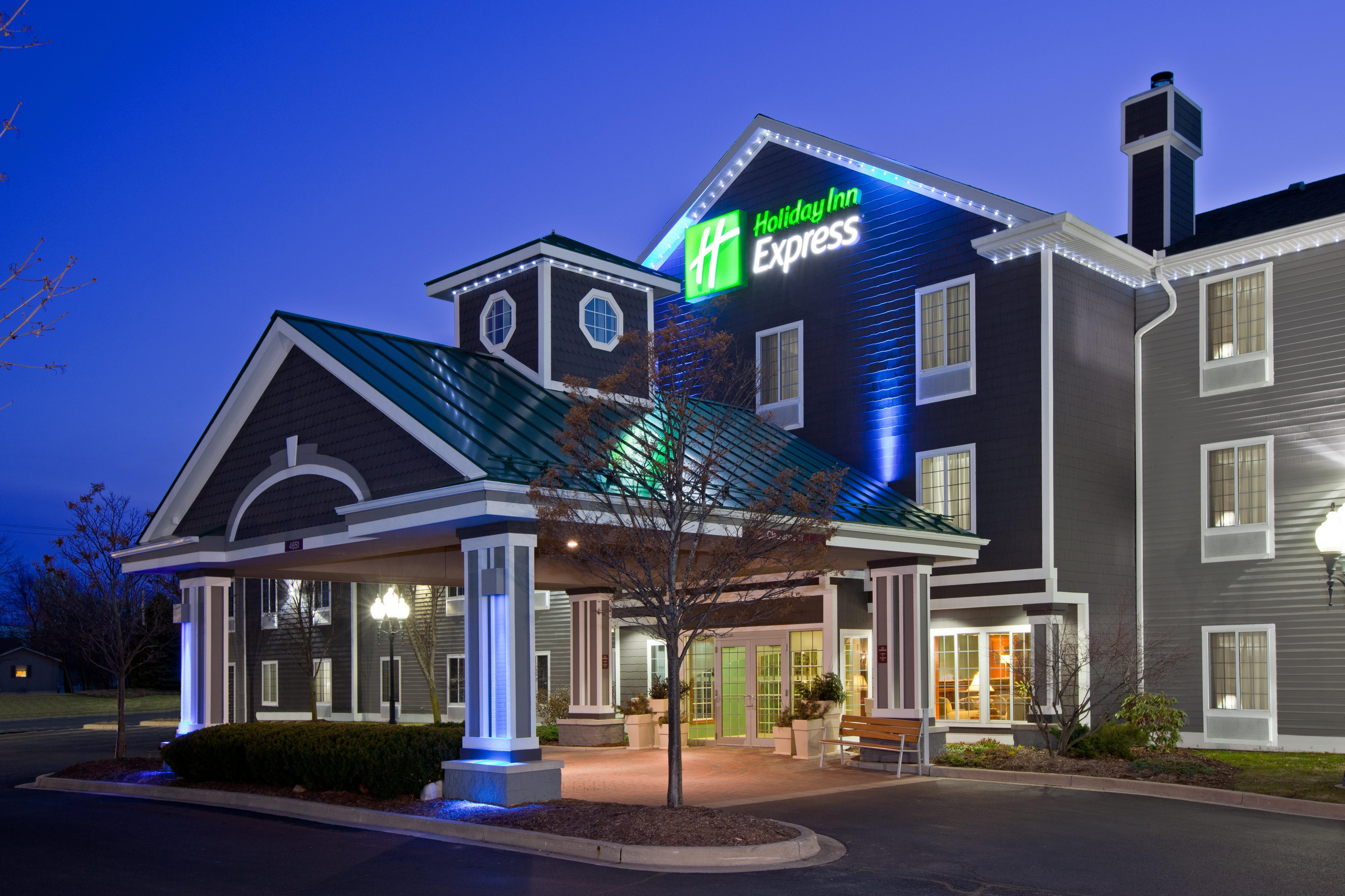 Holiday Inn Express Grand Rapids Southwest By Ihg Грандвіл Екстер'єр фото