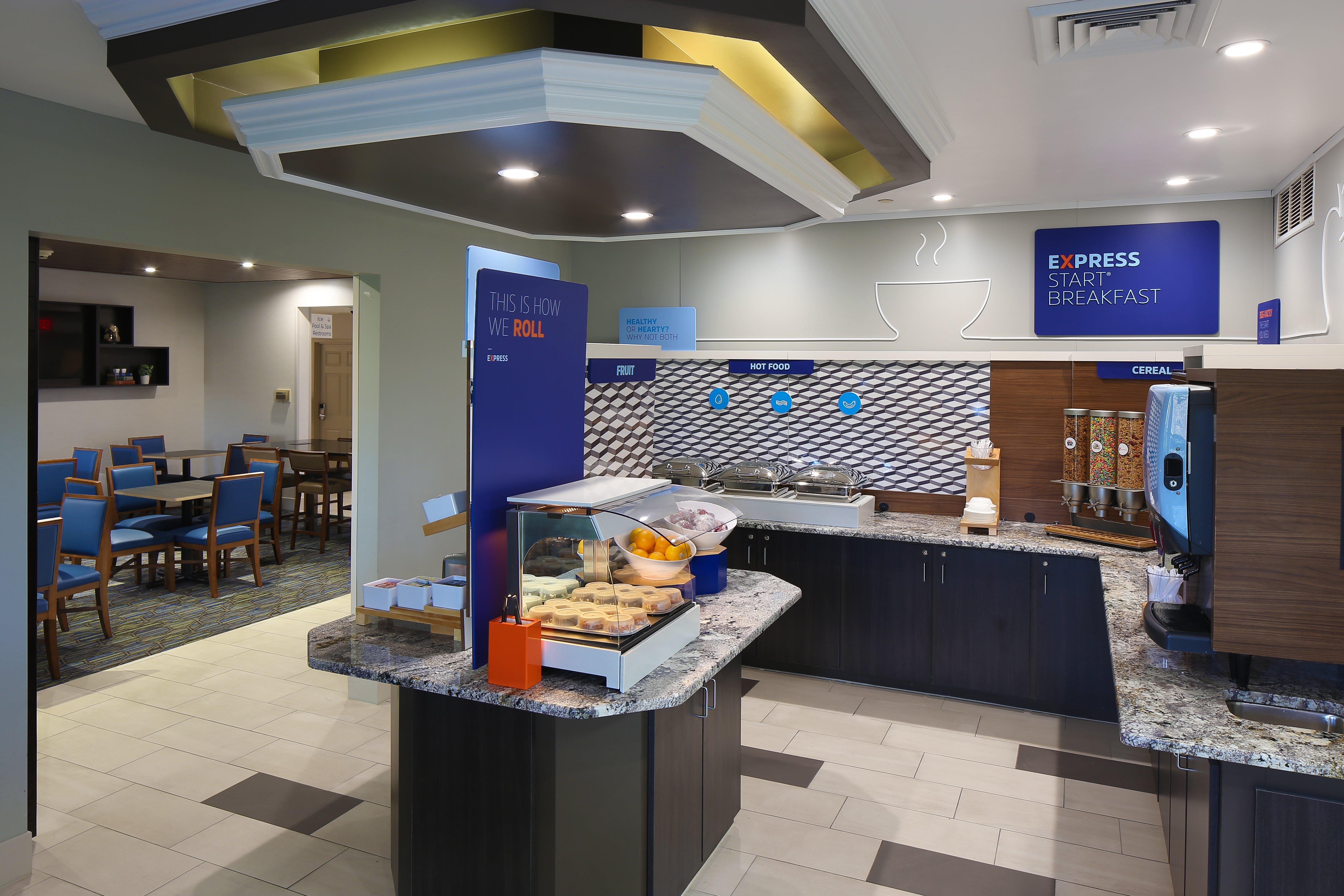 Holiday Inn Express Grand Rapids Southwest By Ihg Грандвіл Екстер'єр фото